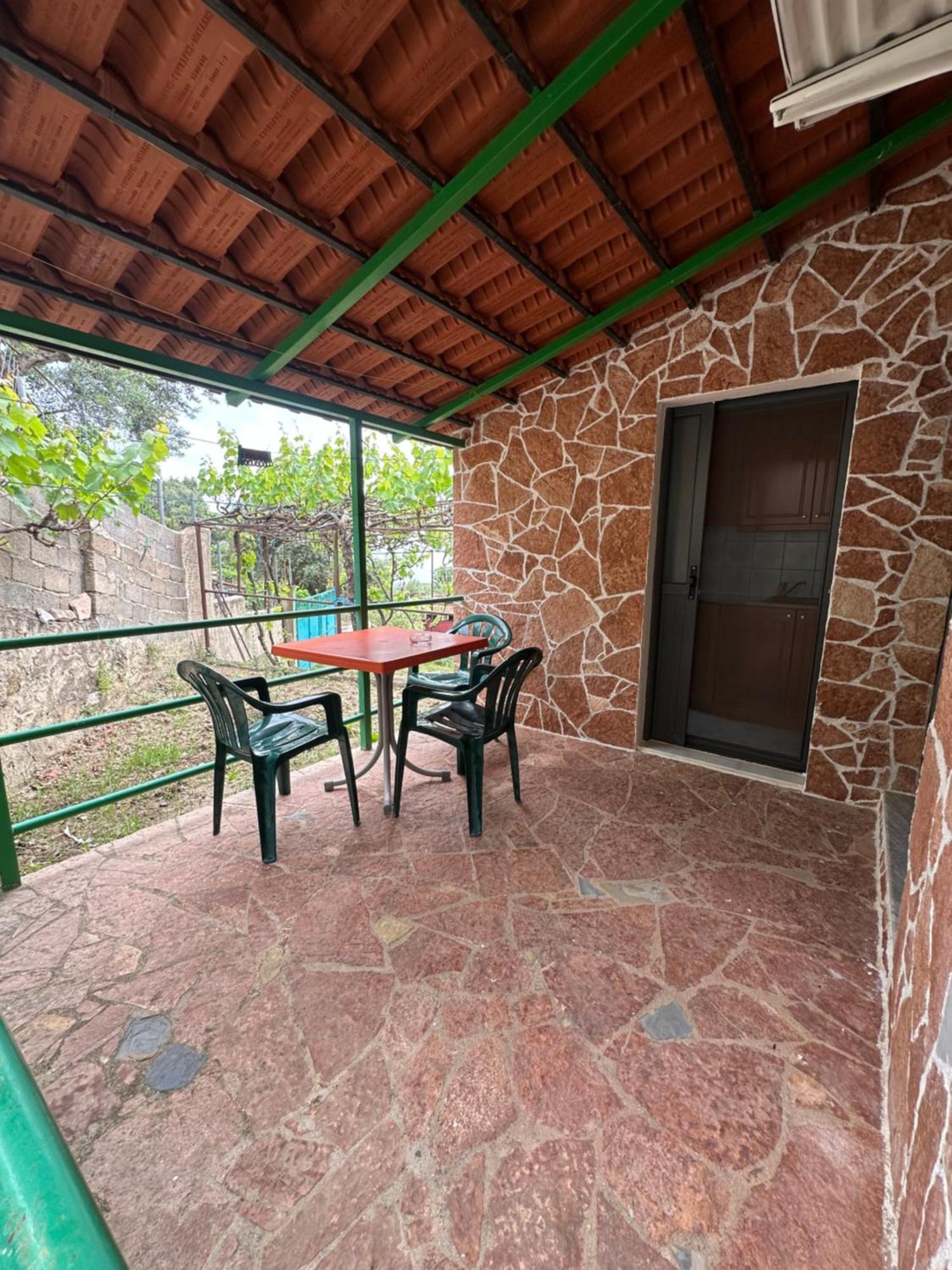 Romeo'S Guest House 2 Piqeras Exterior foto